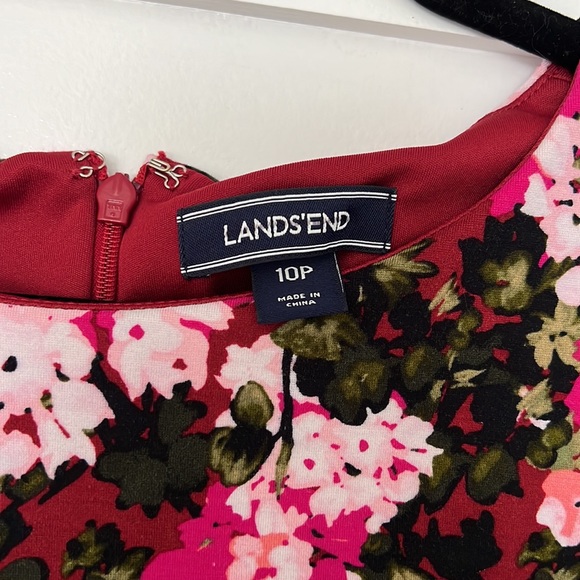 Cute flowers dress - Picture 3 of 4